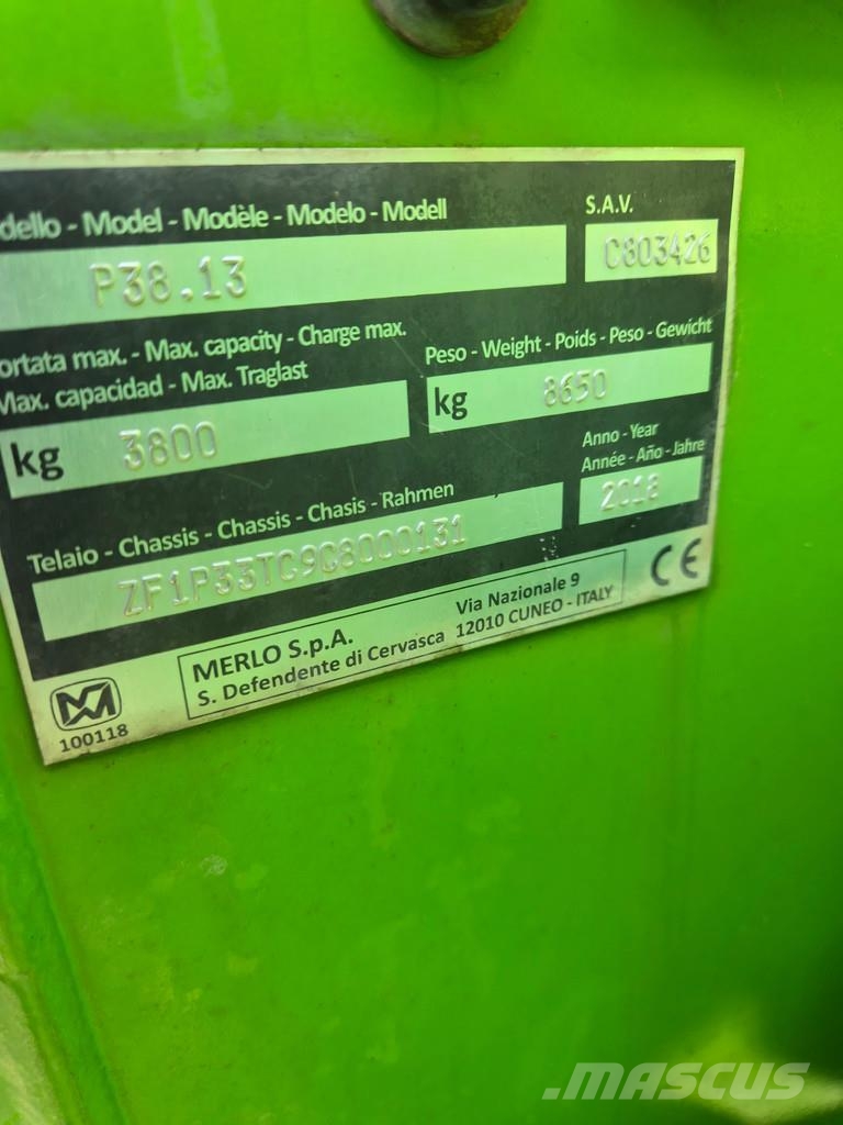 Merlo P38.13 مناولات متداخلة