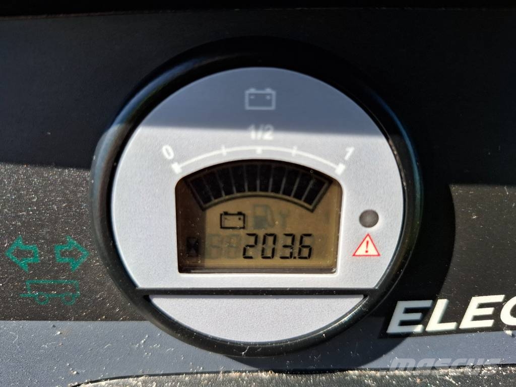 John Deere Gator TE | 2022 Pomoćni strojevi