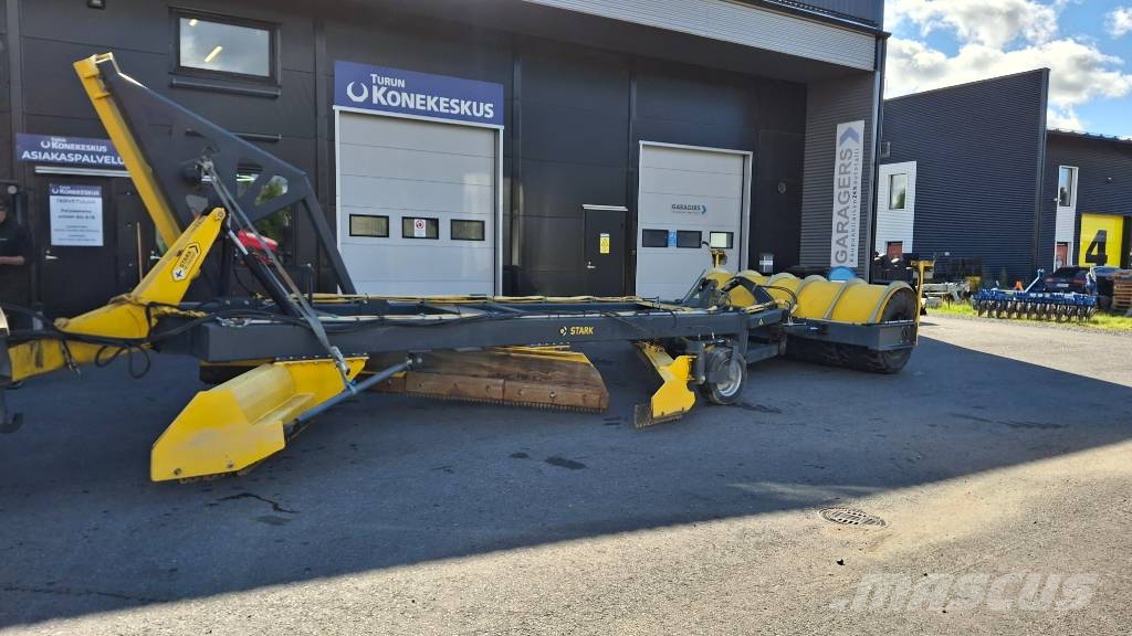 Stark TL 7500 sopivasti heti toimitukseen hyvillä varust Rastras para caminos