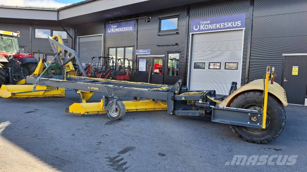 Stark TL 7500 sopivasti heti toimitukseen hyvillä varust Rastras para caminos