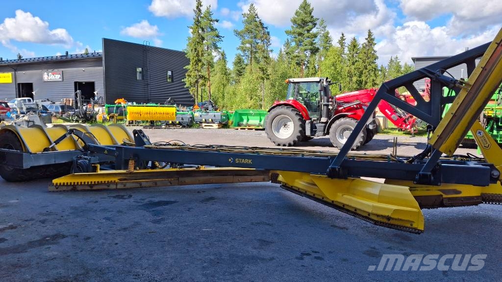 Stark TL 7500 sopivasti heti toimitukseen hyvillä varust Rastras para caminos