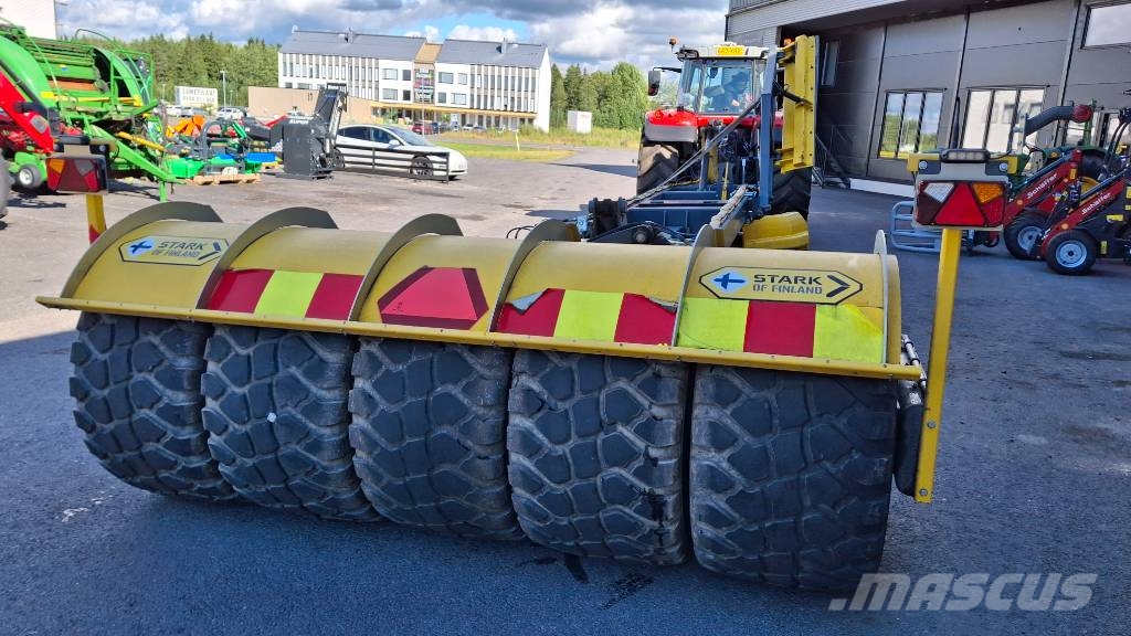 Stark TL 7500 sopivasti heti toimitukseen hyvillä varust Rastras para caminos