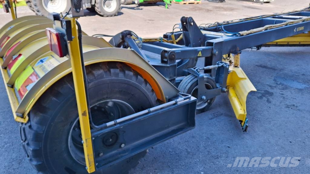 Stark TL 7500 sopivasti heti toimitukseen hyvillä varust Rastras para caminos