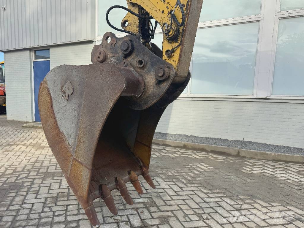 Komatsu PW 148-8 2015 Wielgraafmachines