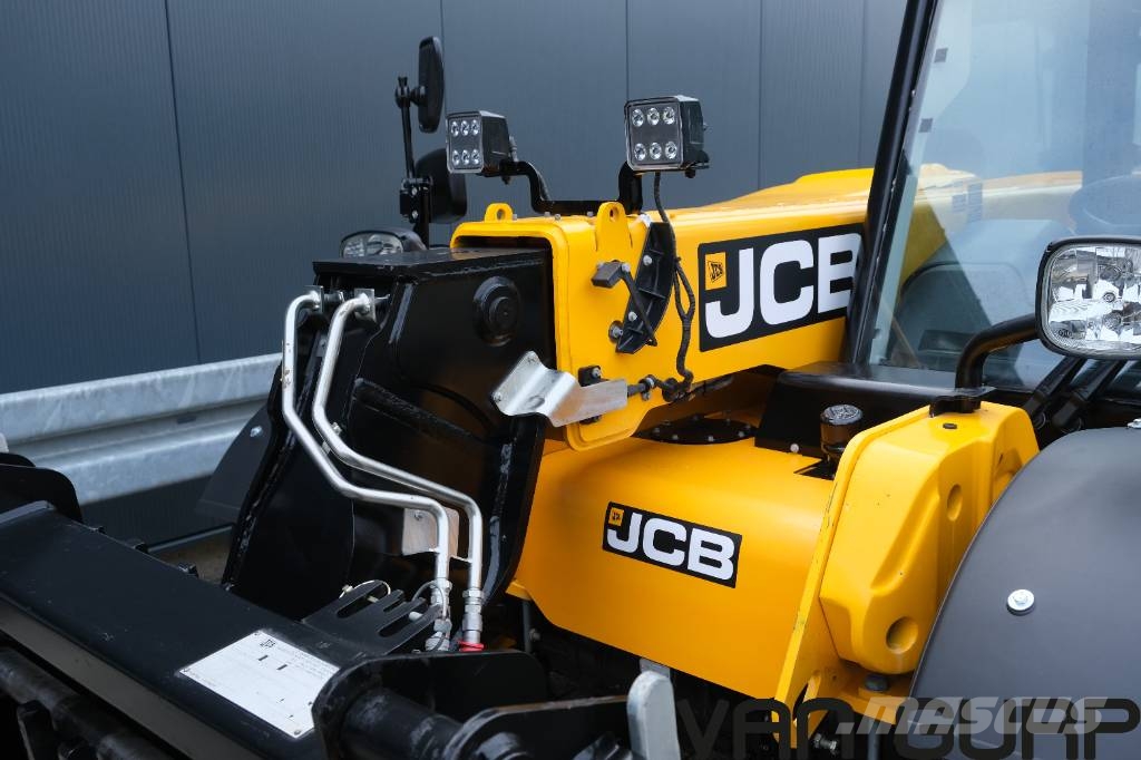 JCB 525-60 Agri Plus A/C | 2024 | 272h Teleskopiskie manipulatori