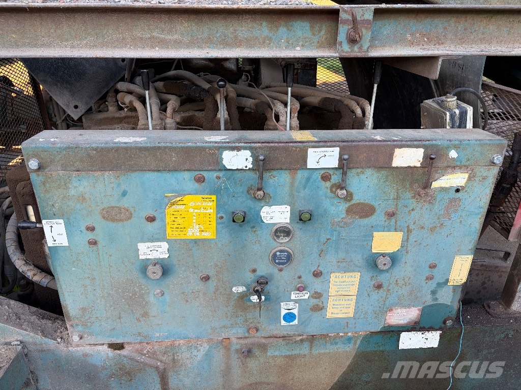 PowerScreen Chieftain Mobile screeners