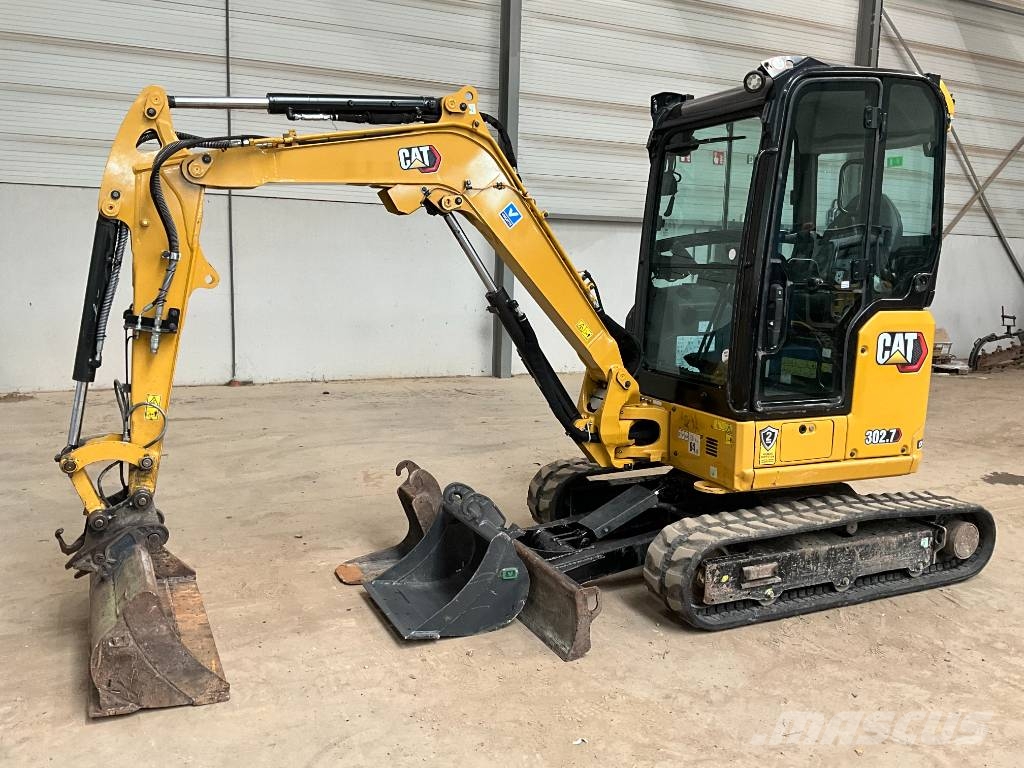 CAT 302.7 CR حفارات صغيرة أقل من 7 طن (حفارات صغيرة)