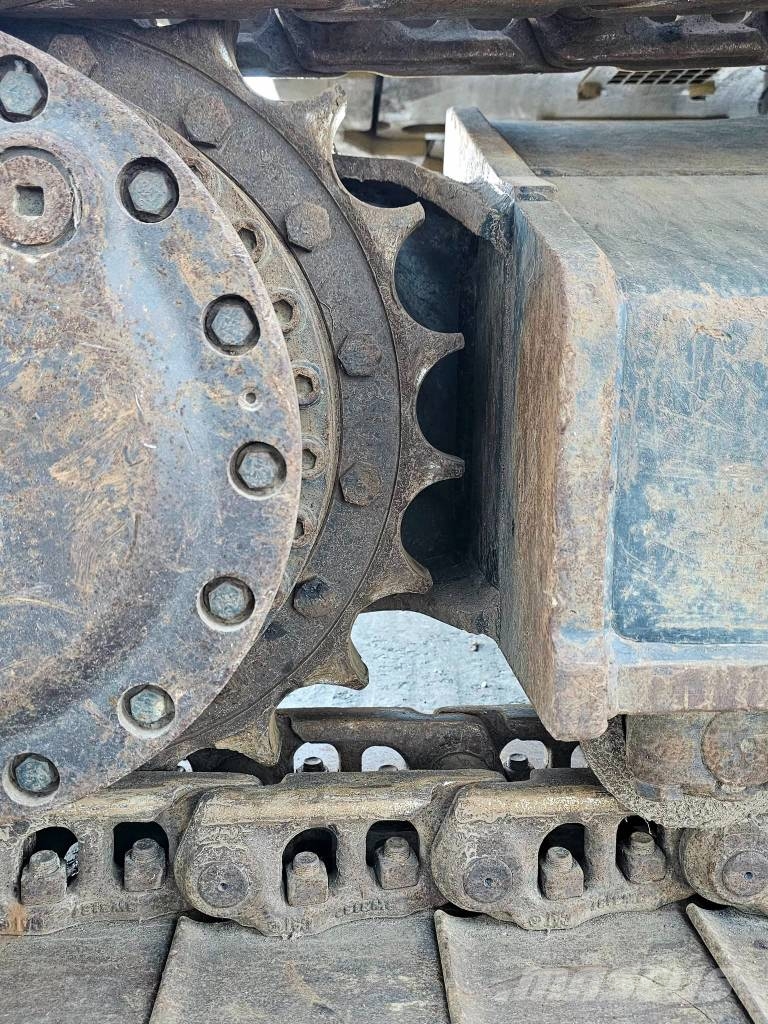 CAT 325FLCR Beltegraver