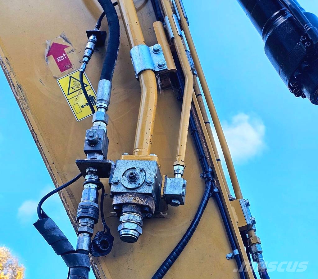CAT 325FLCR Beltegraver