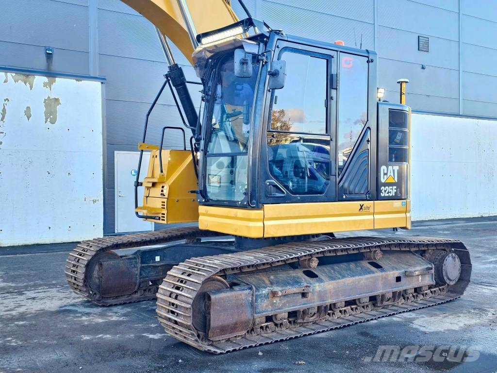 CAT 325FLCR Beltegraver