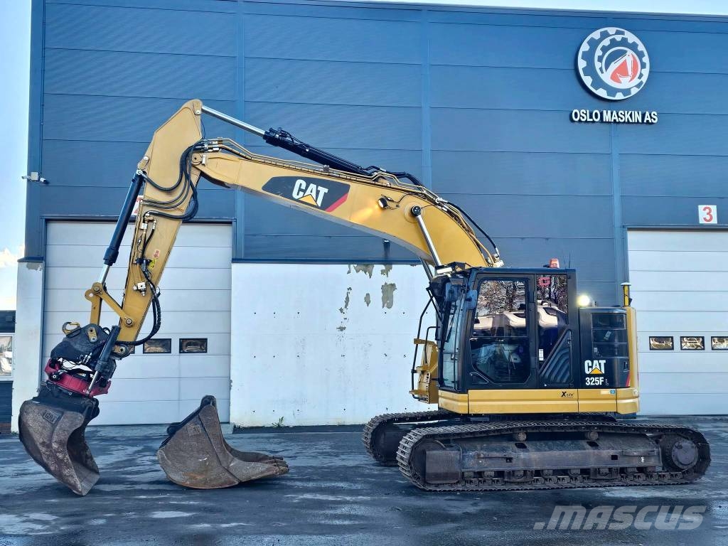 CAT 325FLCR Beltegraver