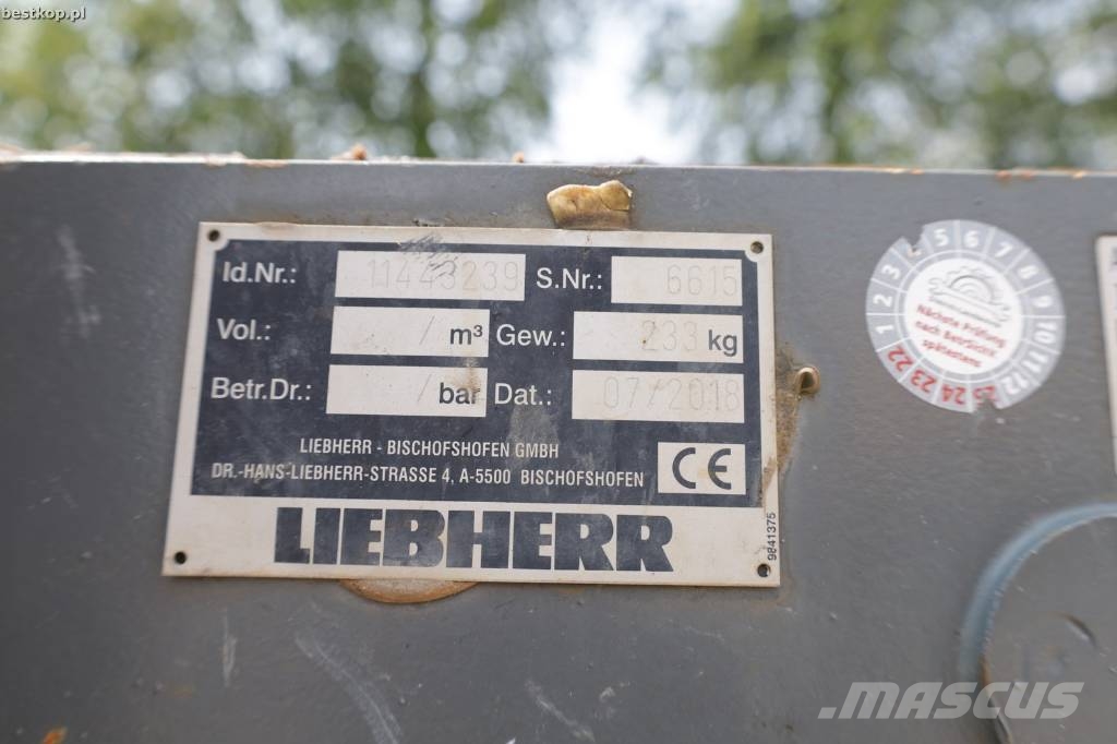 Liebherr L 526 Φορτωτές με λάστιχα (Τροχοφόροι)