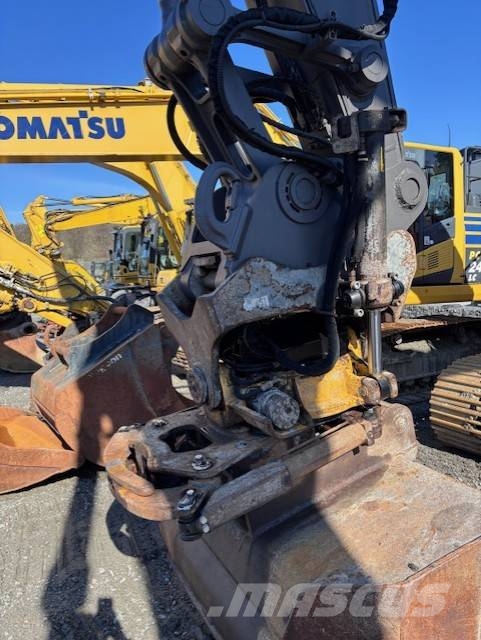 Volvo EC220EL 履带挖掘机