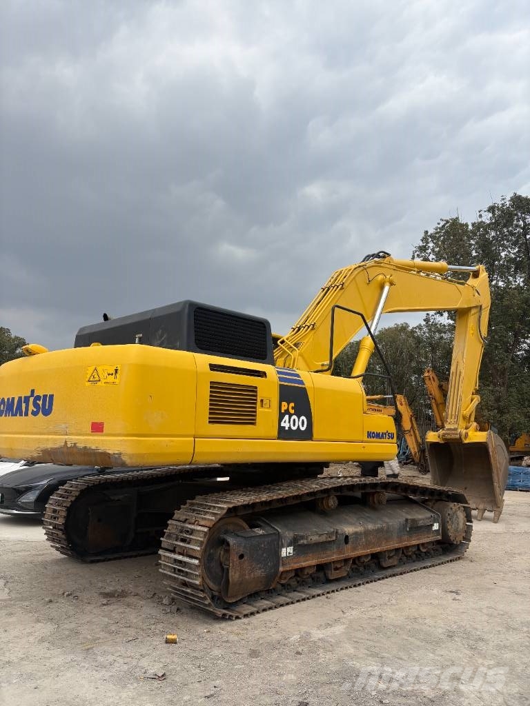 Komatsu PC 400-8 R حفارات زحافة