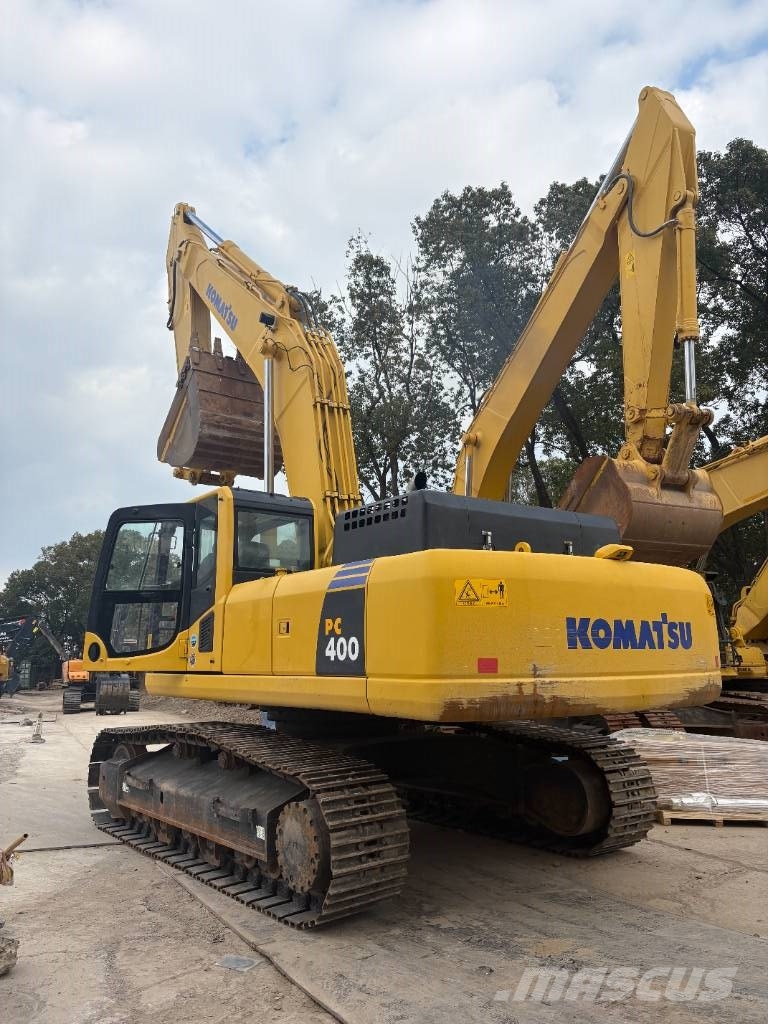 Komatsu PC 400-8 R حفارات زحافة
