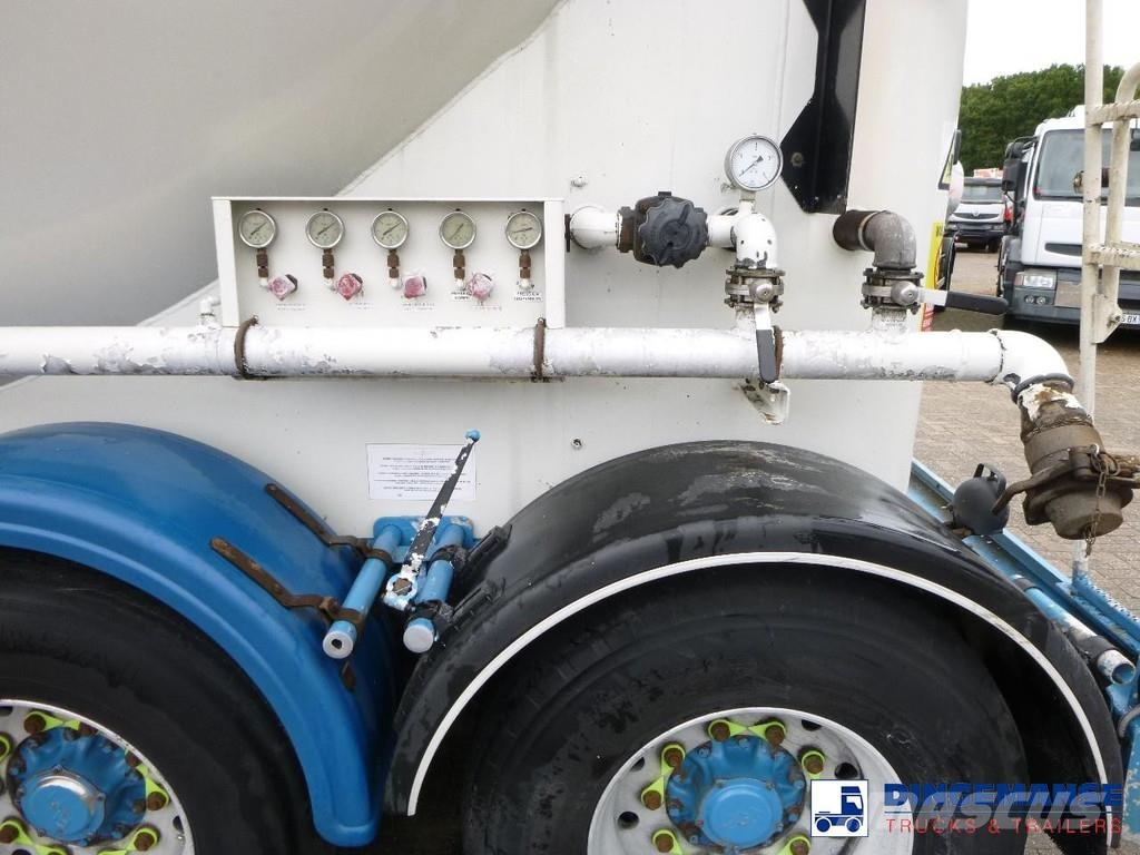 Spitzer Powder tank alu 43 m3 / 1 comp Tanksemi