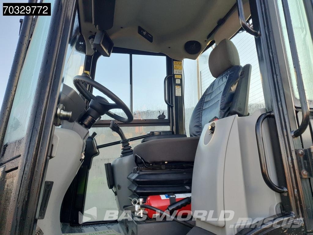 CAT 918 M A/C Wielladers