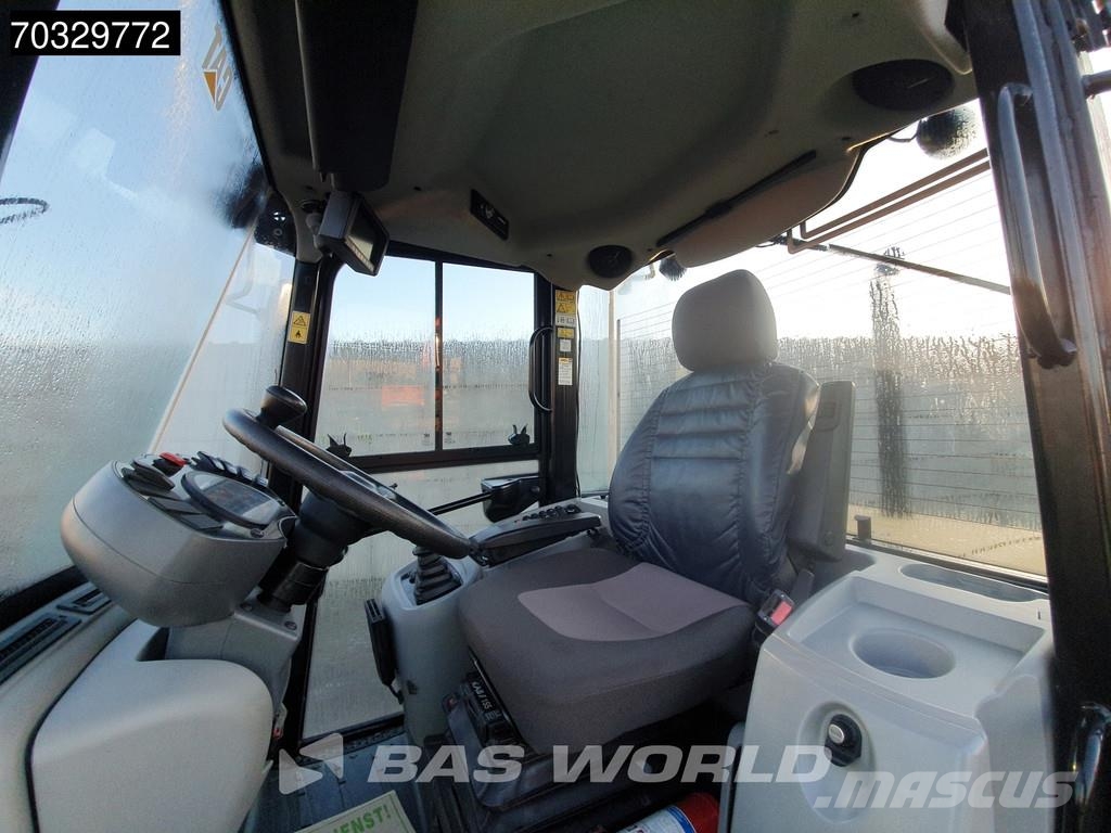 CAT 918 M A/C Wielladers