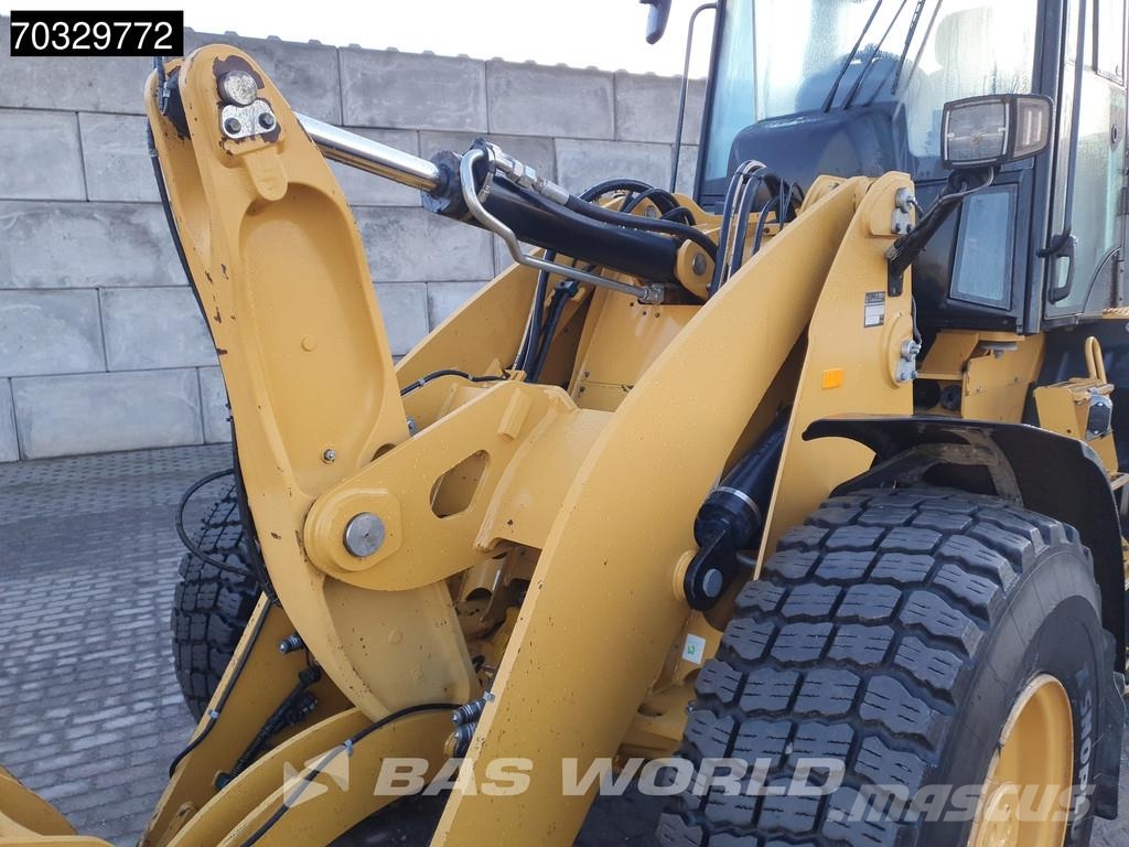CAT 918 M A/C Wielladers