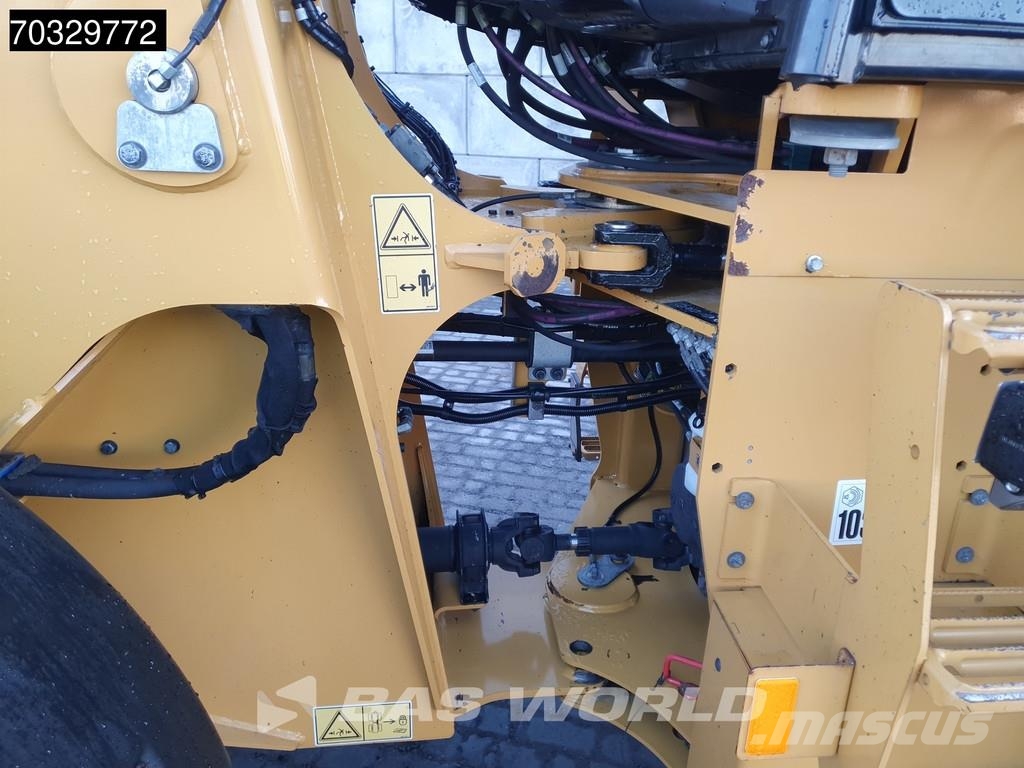 CAT 918 M A/C Wielladers