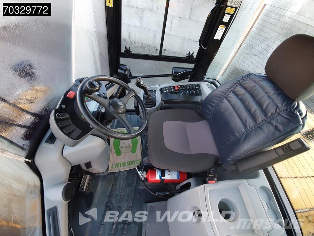 CAT 918 M A/C Wielladers