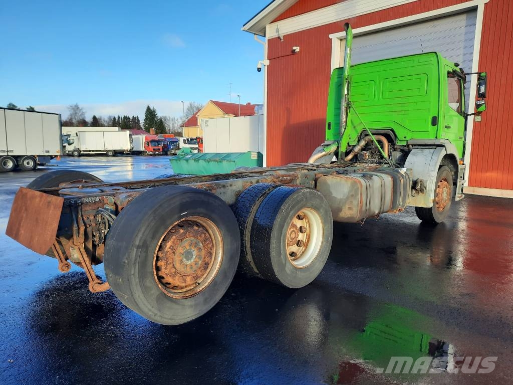 Mercedes-Benz Axor 2533 商用底盤車