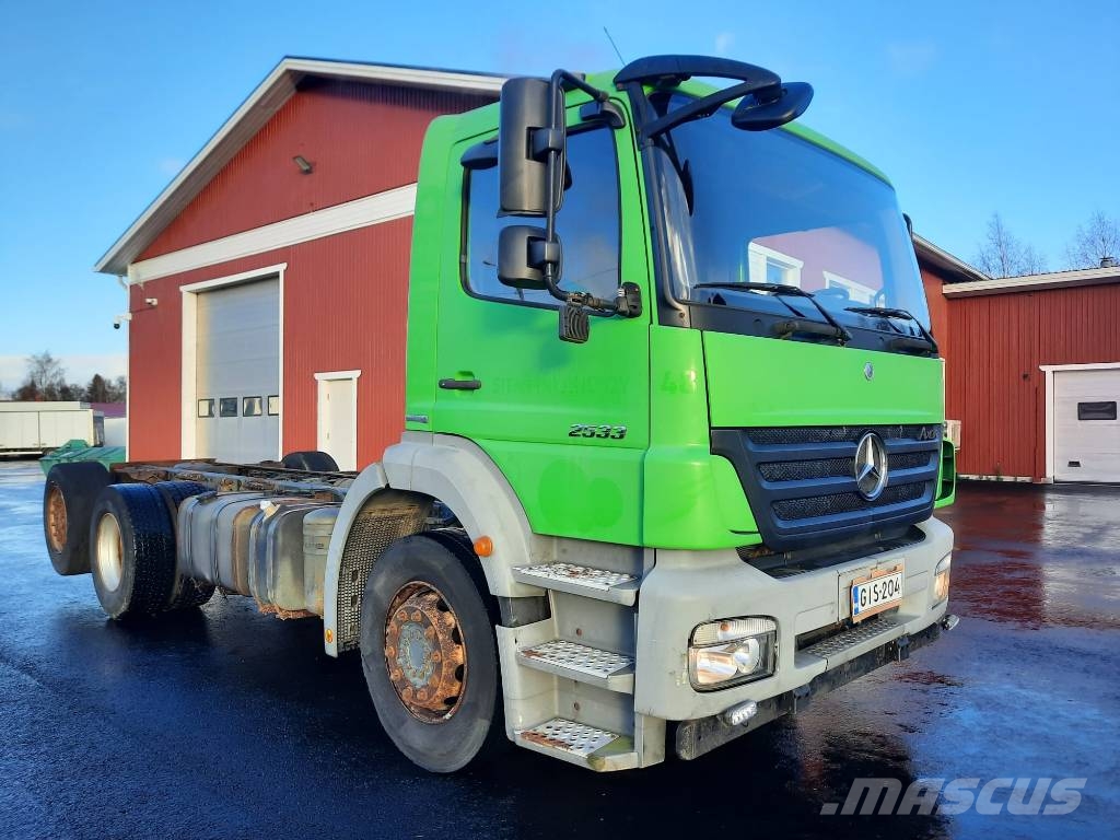 Mercedes-Benz Axor 2533 商用底盤車