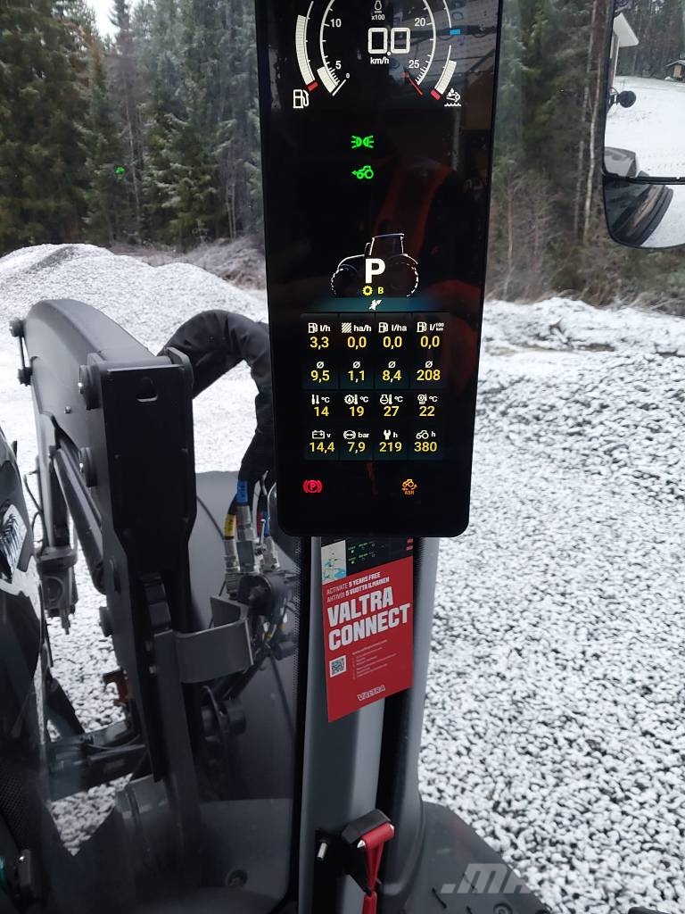Valtra T 235 D 拖拉机/农用车