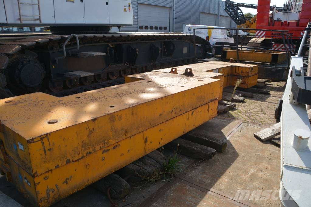 Hitachi KH 500 GLS piledriver / crane Rupshijskranen