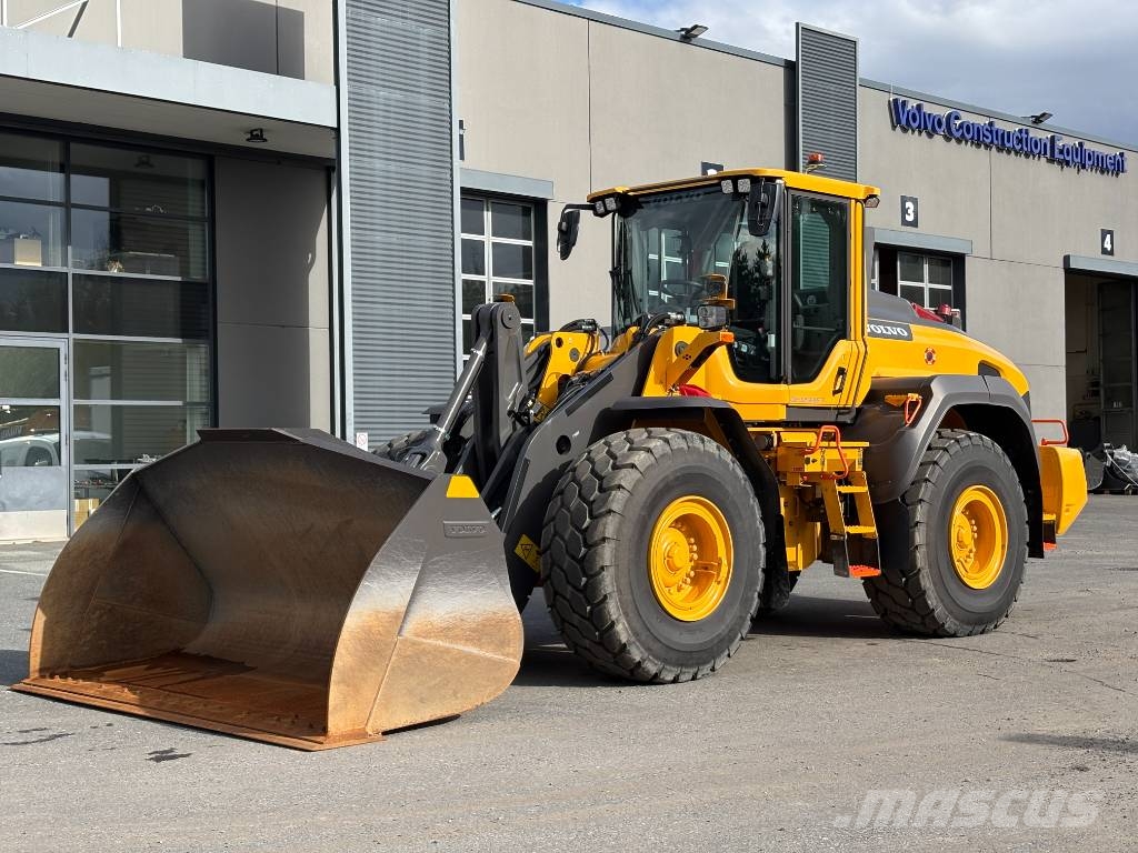 Volvo L 120 H2 Pyöräkuormaajat