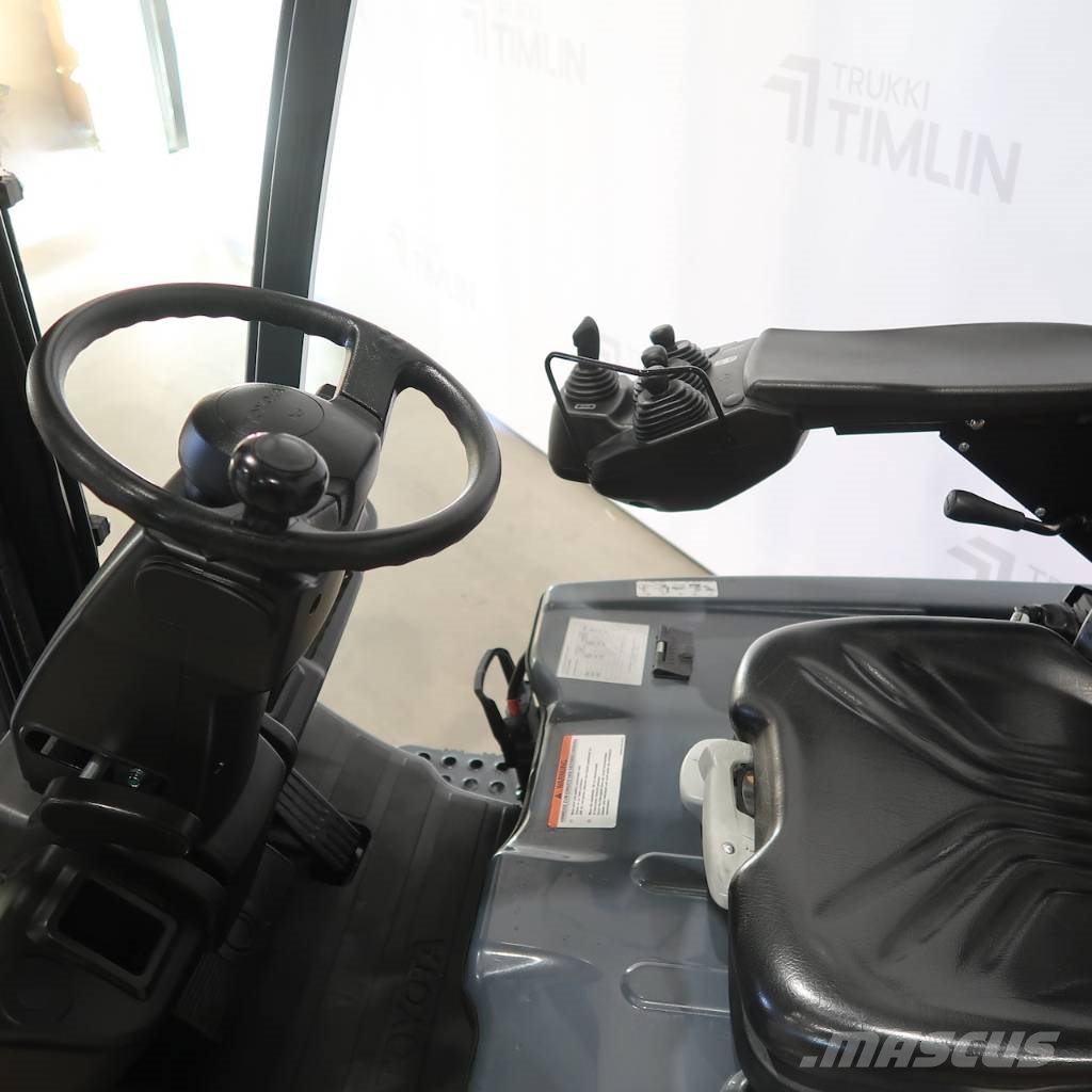 Toyota 8FBEK16T Electric forklifts