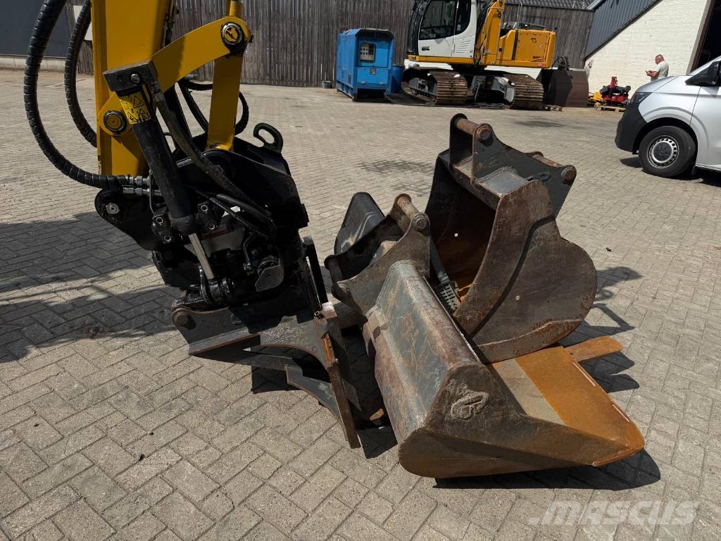 Komatsu PW 118 MR-11 Steelwrist X12 Buckets Εκσκαφείς με τροχούς - λάστιχα