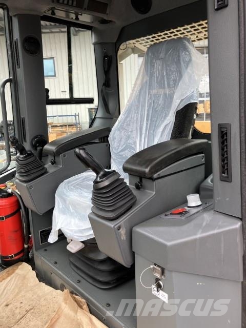 Liebherr LR 636 Litronic لوادر زحافة