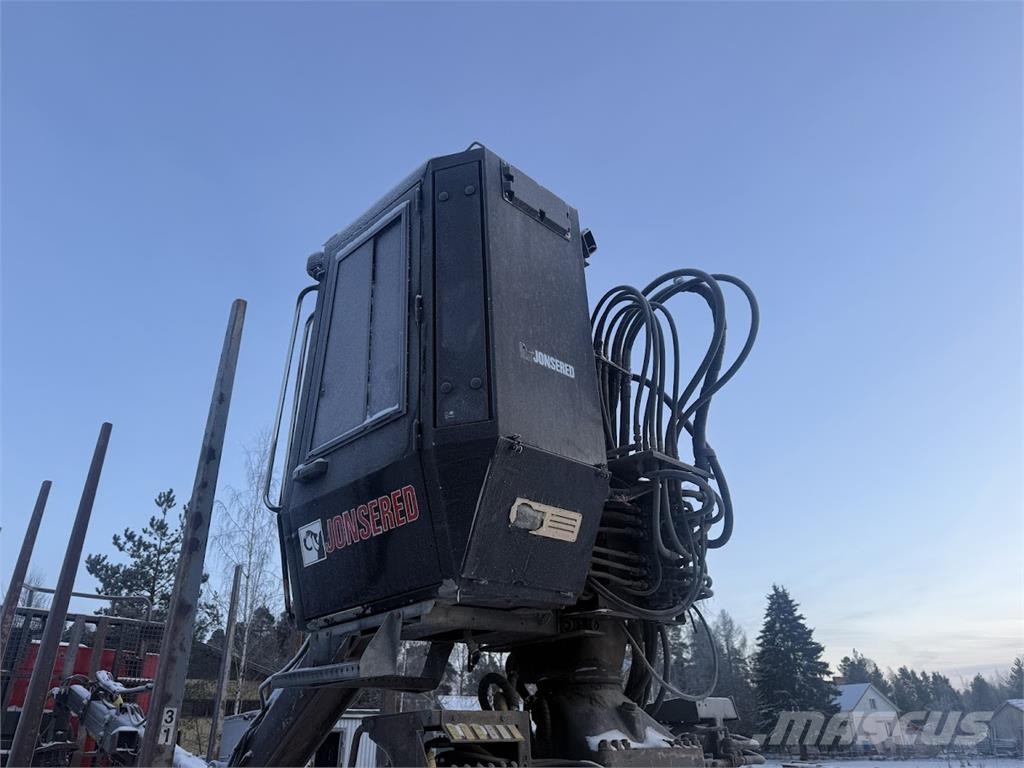 Sisu R500 6x4 شاحنات أشجار