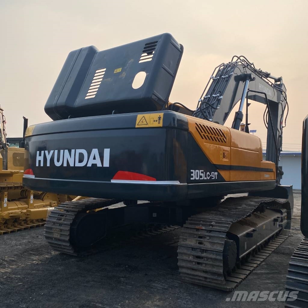 Hyundai 305-9T Bageri guseničari