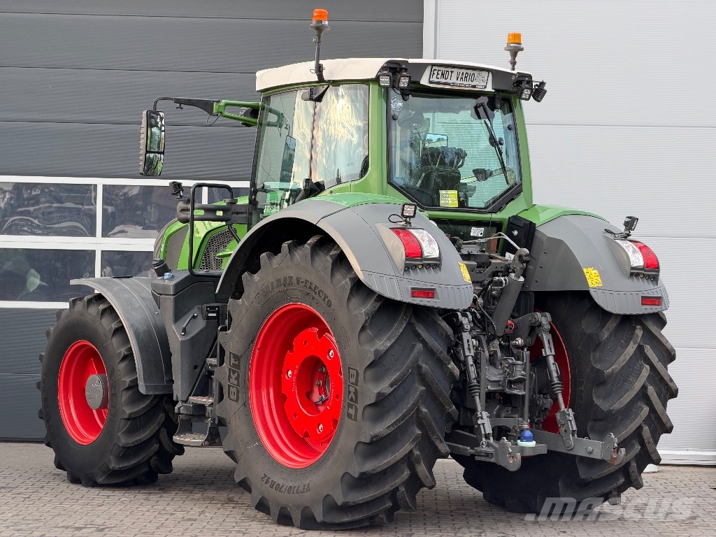 Fendt 828 S4 Profi Plus Tractoren