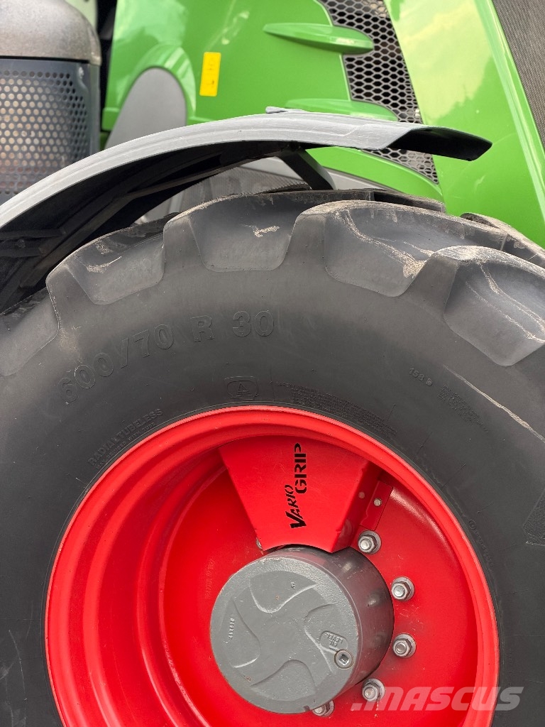 Fendt 828 S4 Profi Plus Tractoren