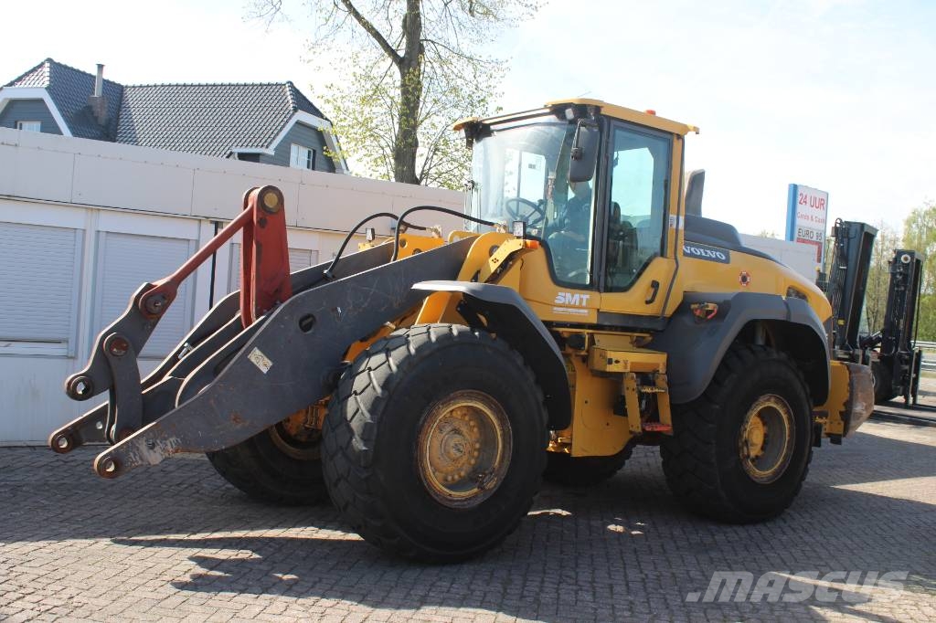 Volvo L 110 H لوادر بعجل