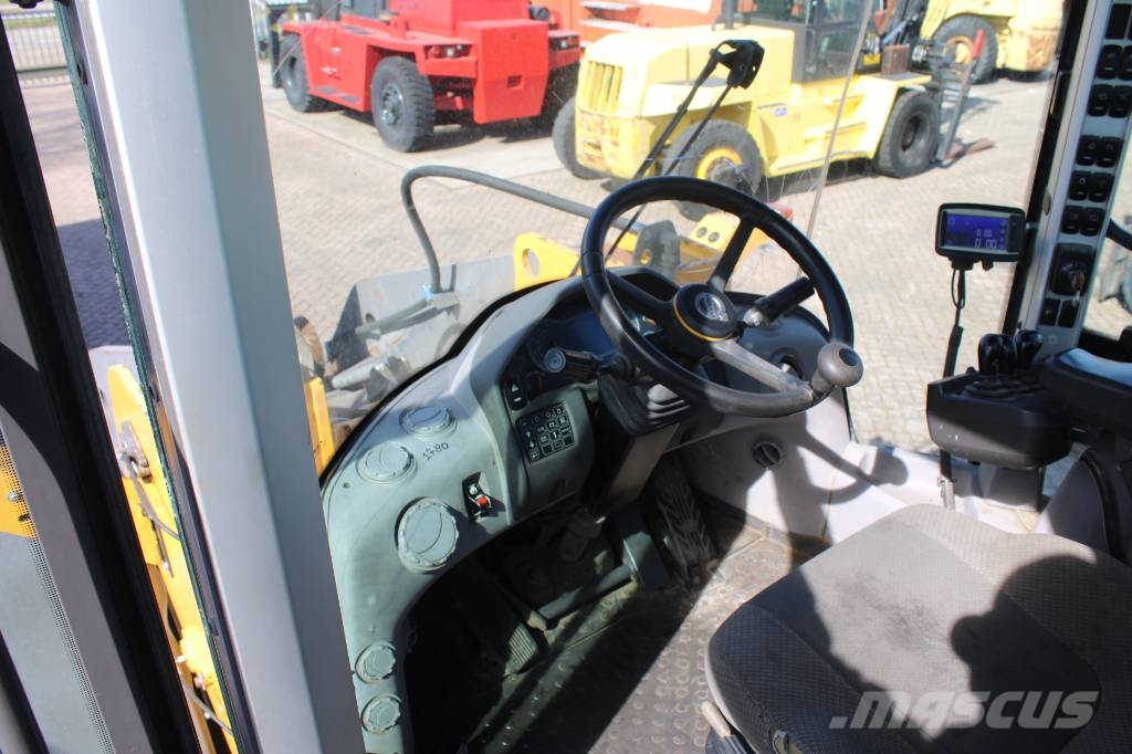 Volvo L 110 H لوادر بعجل