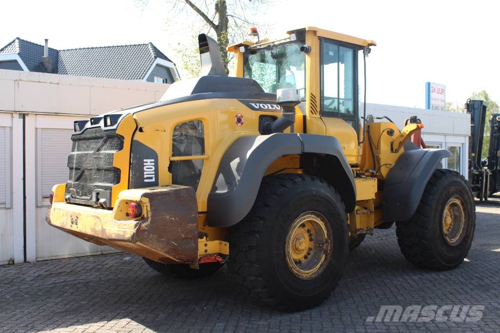 Volvo L 110 H لوادر بعجل