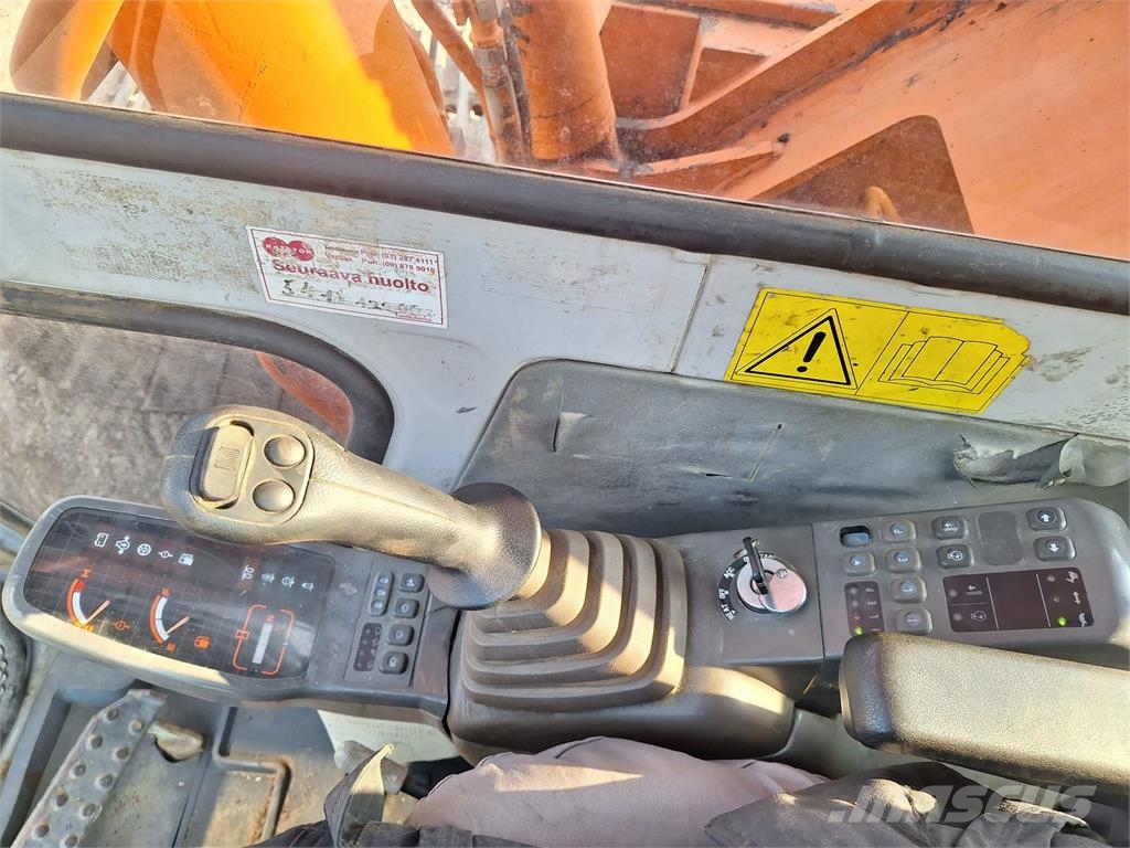 Fiat-Hitachi FH330LC-3 PITKÄ PUOMI Rupsgraafmachines
