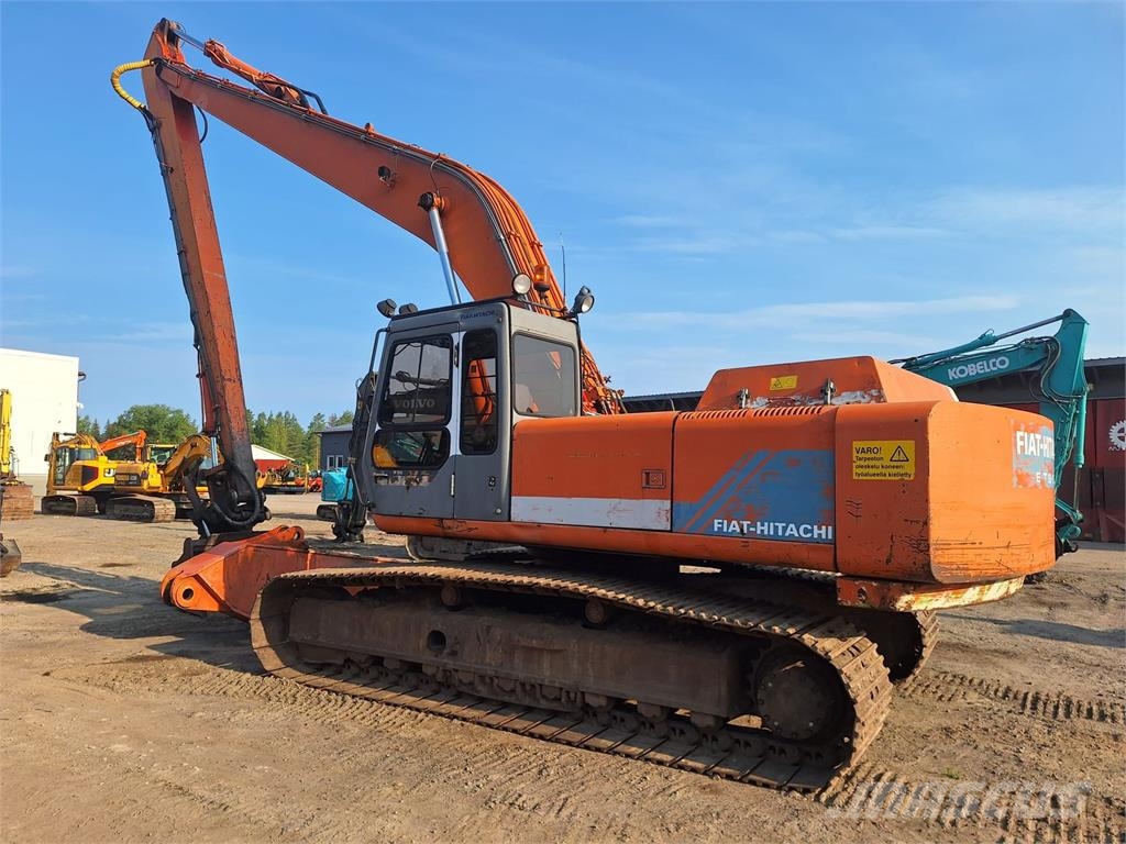 Fiat-Hitachi FH330LC-3 PITKÄ PUOMI Rupsgraafmachines