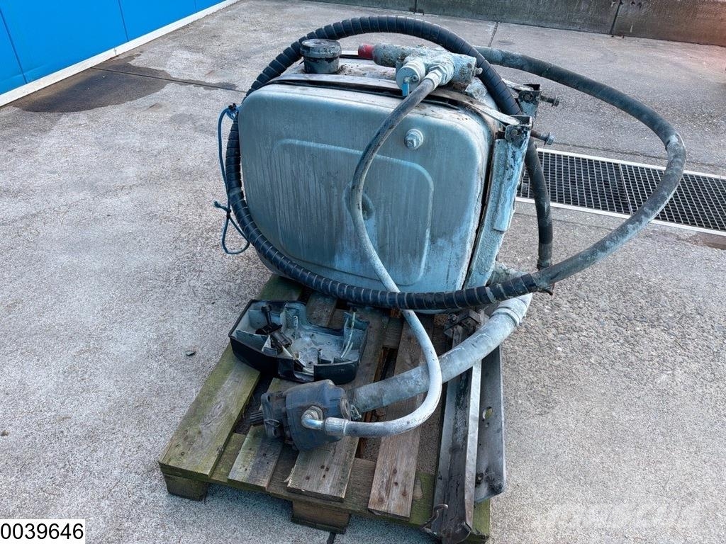 Hyva Tank, pump, hoses, control valve Hidráulica