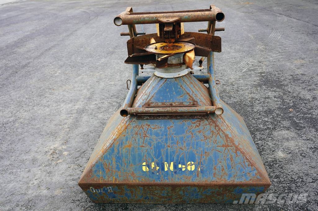 SPARA 20% - BOGBALLE B700 GÖDSELSPRIDARE Trosilniki mineralnega gnojila