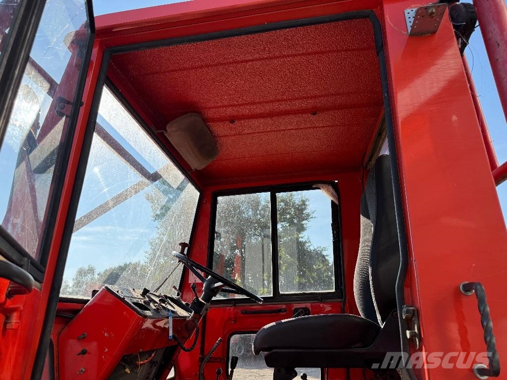 Mercedes-Benz MB Trac 800 曳引機
