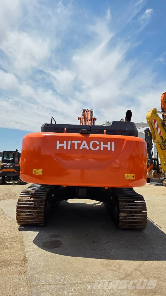 Hitachi ZX 350 LC-6 حفارات زحافة