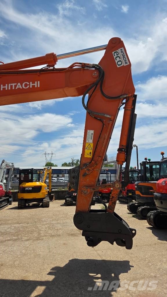 Hitachi ZX 350 LC-6 حفارات زحافة