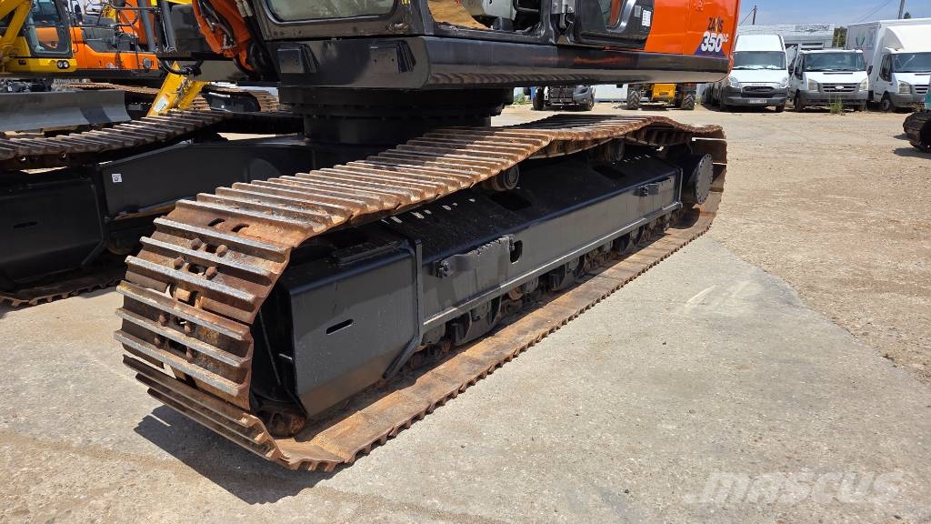 Hitachi ZX 350 LC-6 حفارات زحافة