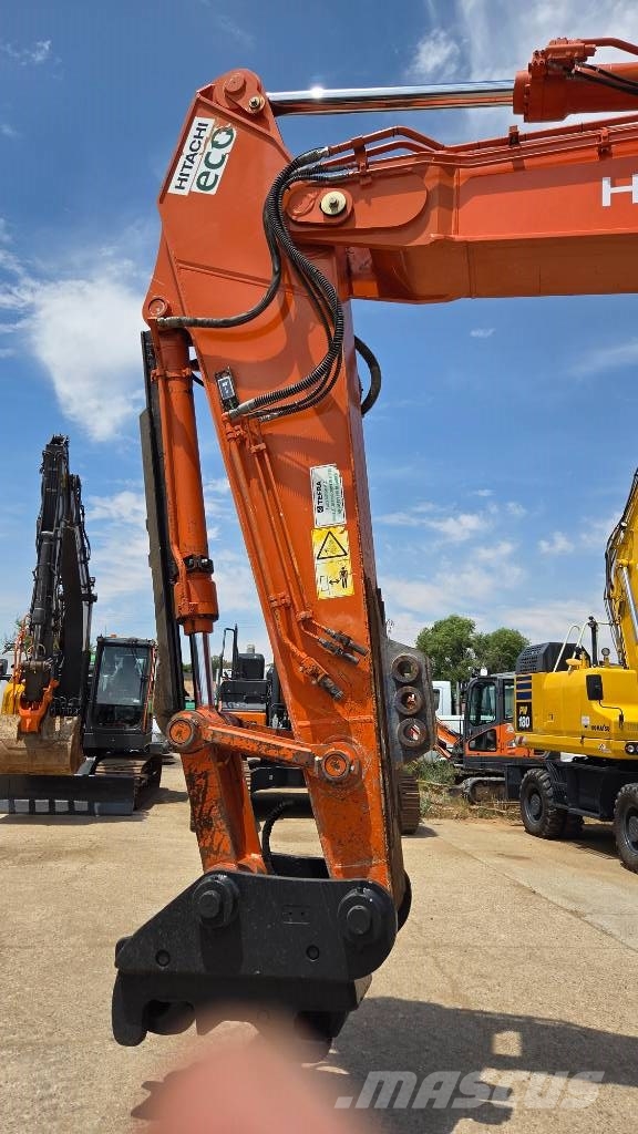 Hitachi ZX 350 LC-6 حفارات زحافة
