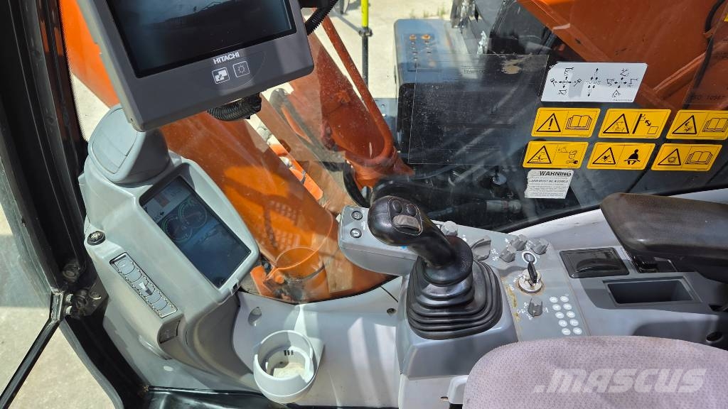 Hitachi ZX 350 LC-6 حفارات زحافة